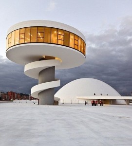 Arquitectura Modernista. Centro Cultural Internacional Oscar Niemeyer, Avilés